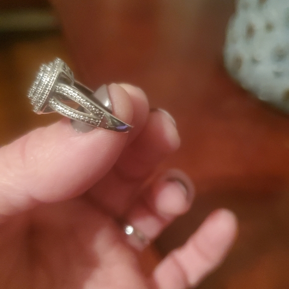 Diamond ring - Picture 9 of 9